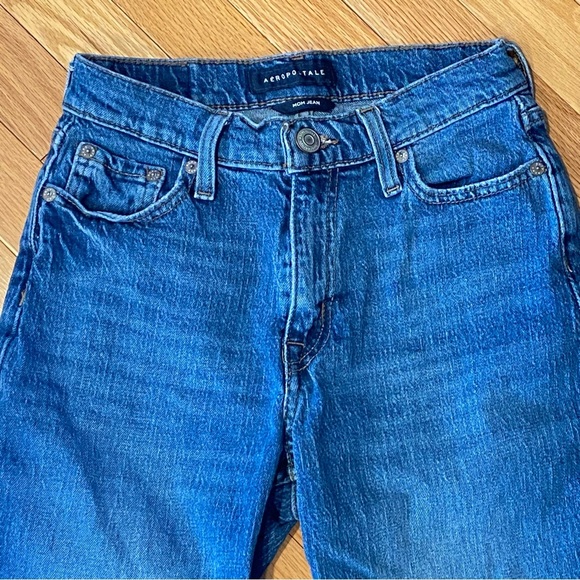 Aeropostale Dark Wash High Waisted Denim Mom Jeans - Picture 2 of 6